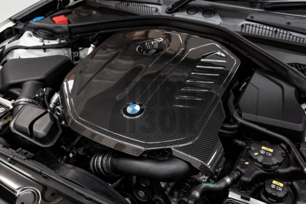 Eventuri Capac de motor din fibră de carbon pentru BMW 140i / 240i / 340i / 440i B58