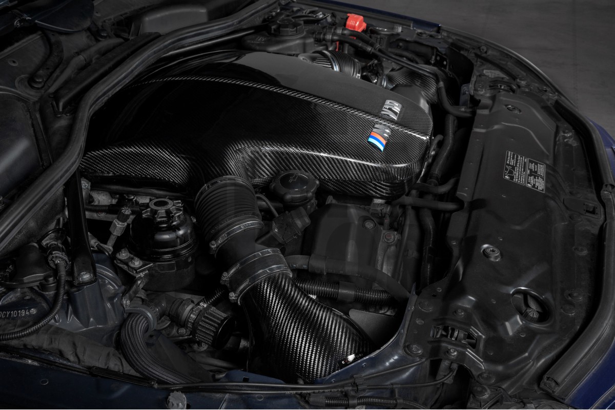 Plenum de fibra de carbono Eventuri para BMW M5 E60