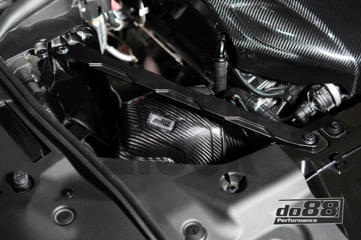 BMW 240i G42 and 340i / 440i G2x Do88 Carbon Fiber Intake System