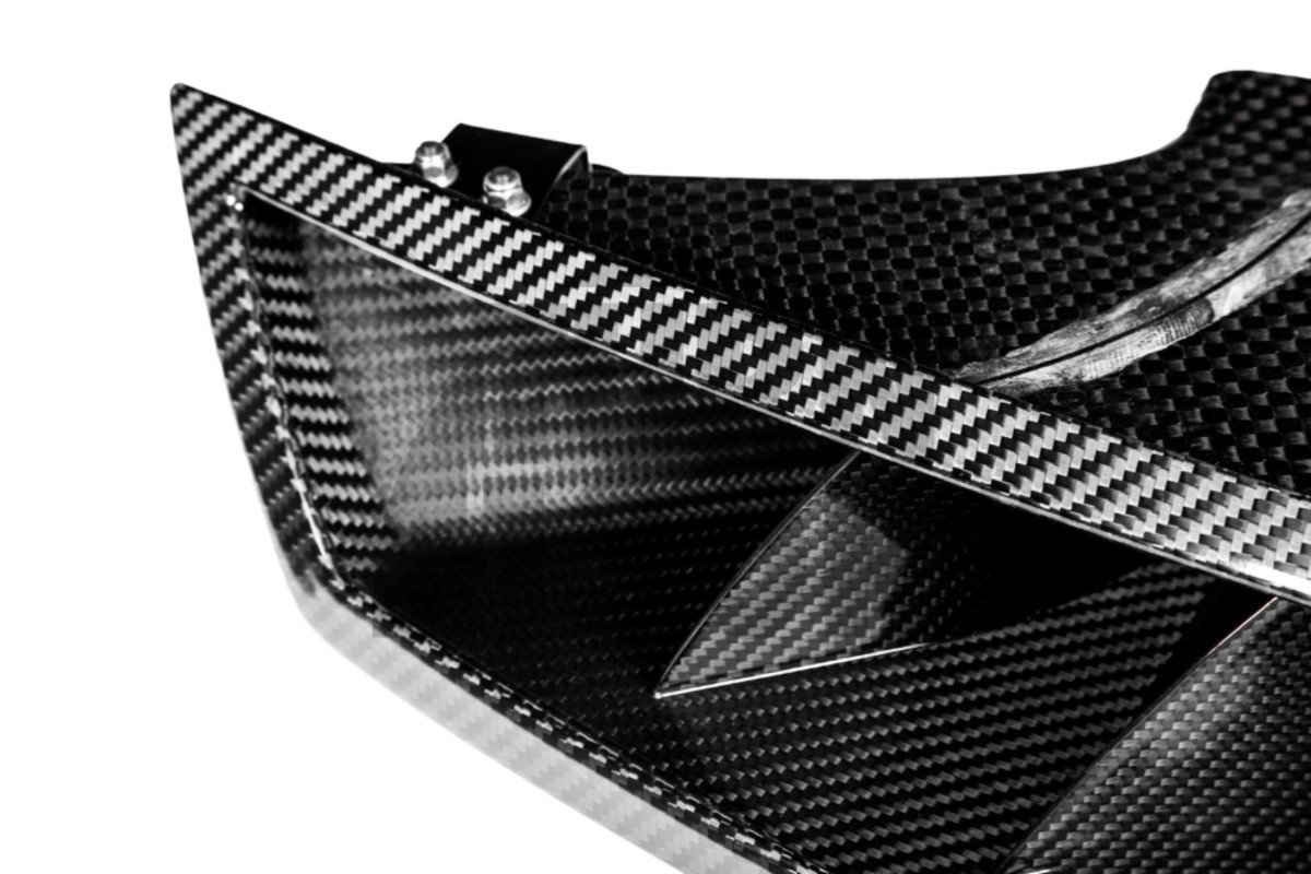 Eventuri Carbon Fiber Headlight Duct for Audi RS3 8V.5